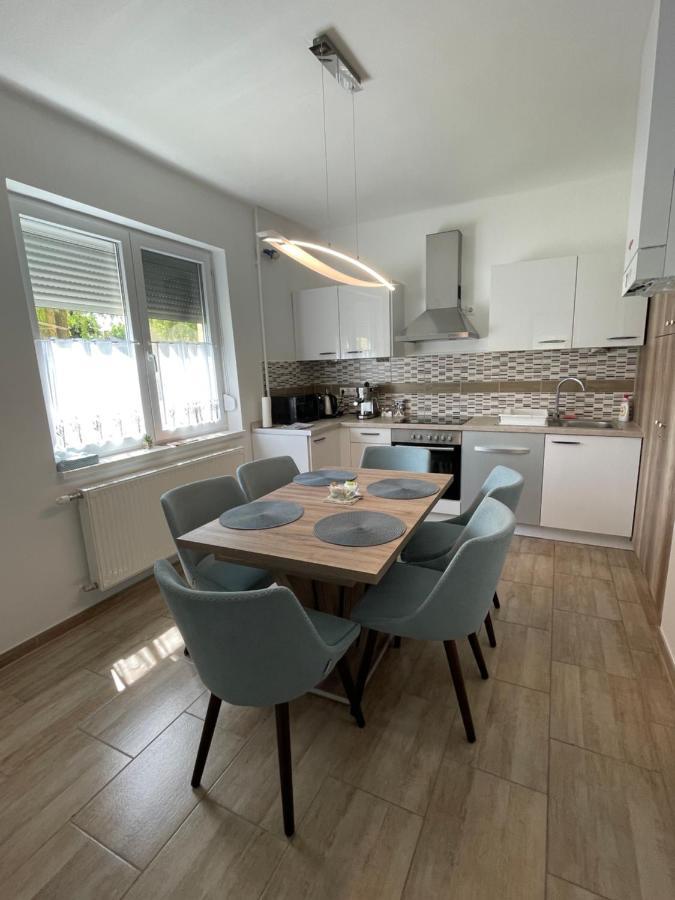 Thermal Next I Weninger Apartman Kiskunhalas Exterior foto
