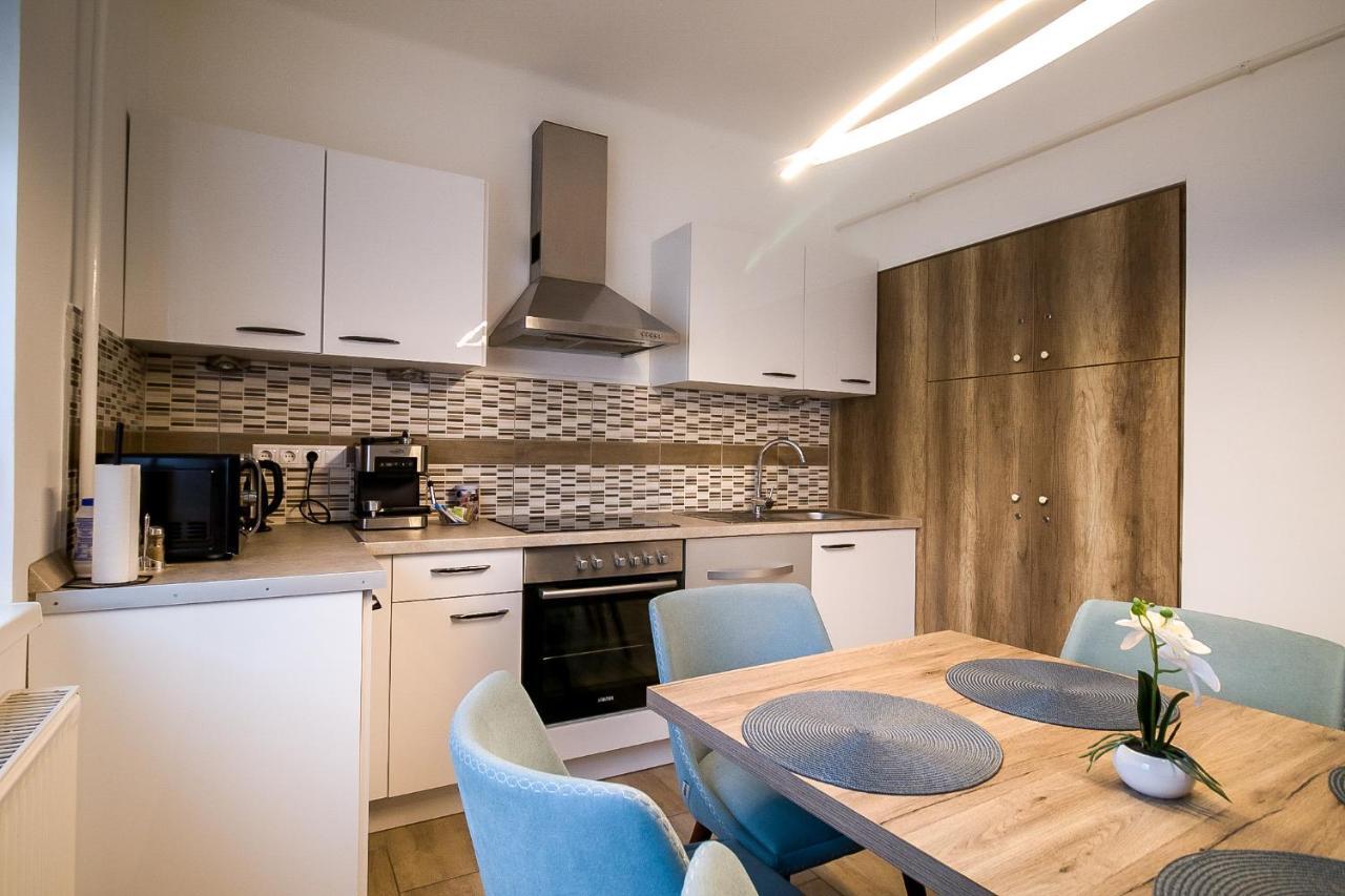 Thermal Next I Weninger Apartman Kiskunhalas Exterior foto