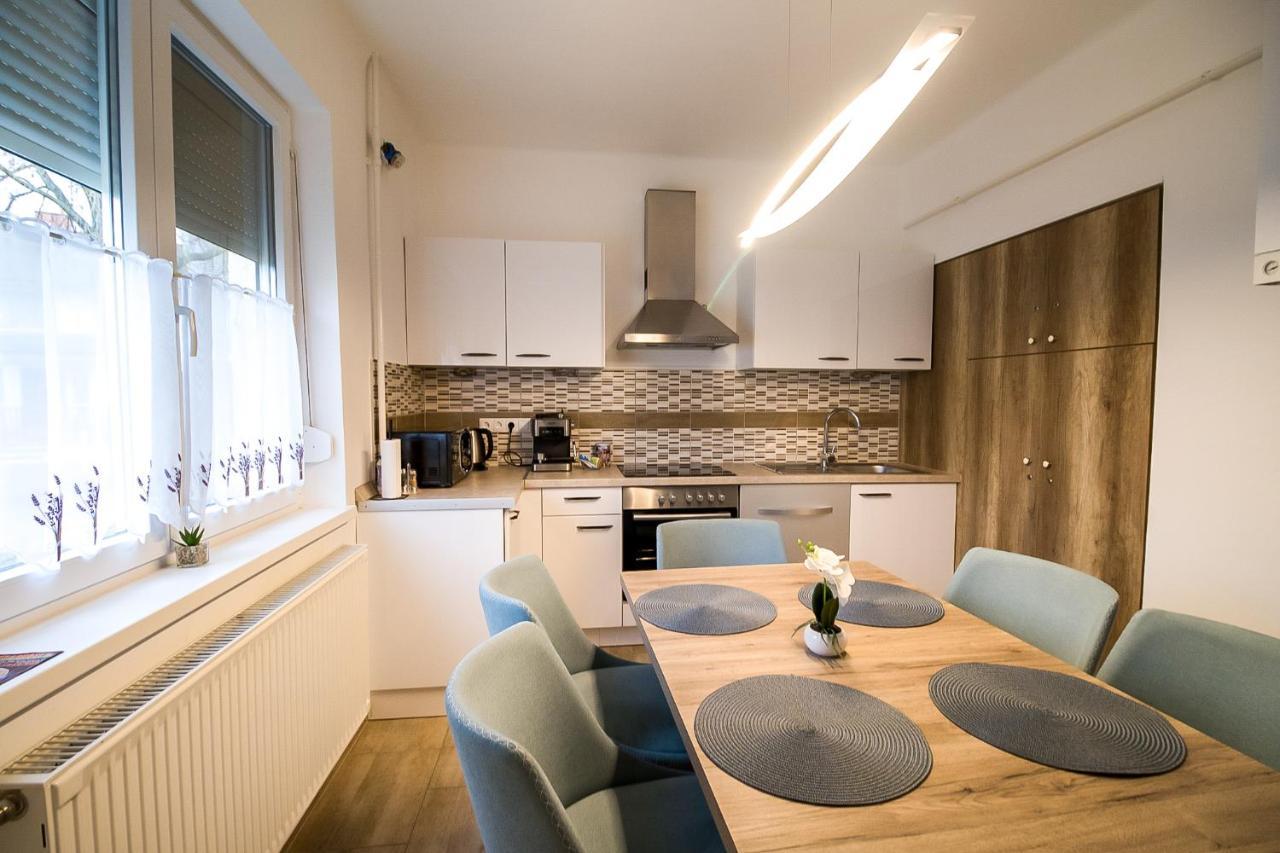 Thermal Next I Weninger Apartman Kiskunhalas Exterior foto